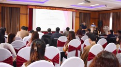 Hội thảo khoa học “Thực trạng và một số giải pháp, các khuyến nghị chính sách về phát triển dịch vụ Logistics ở Nghệ An giai đoạn 2020 - 2025, tầm nhìn đến 2030”