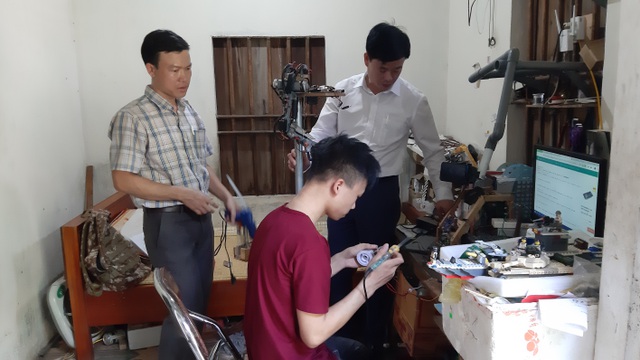 Mô hình Cánh tay Robot  -  đạt giải Nhất cuộc thi sáng tạo thanh, thiếu niên nhi đồng tỉnh Nghệ An năm 2020