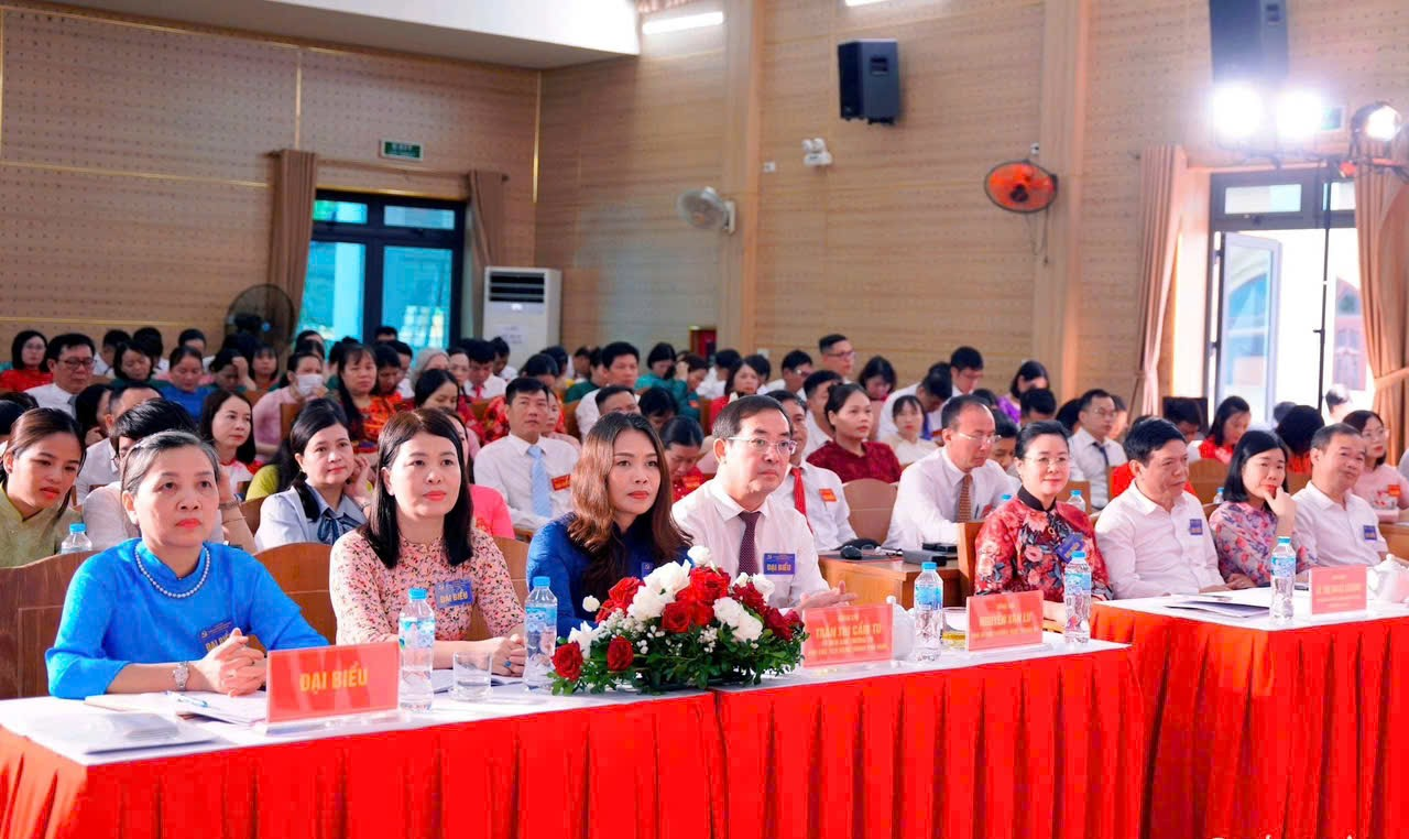 Bệnh viện Đa khoa TP. Vinh phấn đấu đạt tiêu chuẩn Bệnh viện đa khoa thông minh, hiện đại, chuyên nghiệp