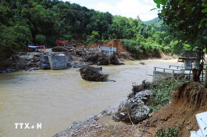 Nghệ An chính thức thông tuyến Quốc lộ 48C qua cầu Xốp Chạng