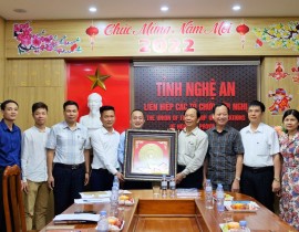 Liên hiệp các hội Khoa học và Kỹ thuật tỉnh Thanh Hoá đến thăm và làm việc với Liên hiệp các hội Khoa học và Kỹ thuật Nghệ An
