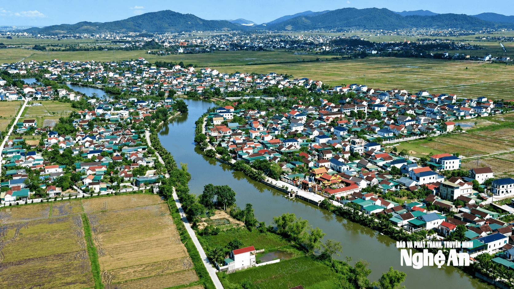 Nghệ An hiện có 941 HTX. Ảnh: XH