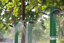 Cửa Lò xây dựng 15 điểm tắm tráng dọc bãi biển phục vụ khách du lịch