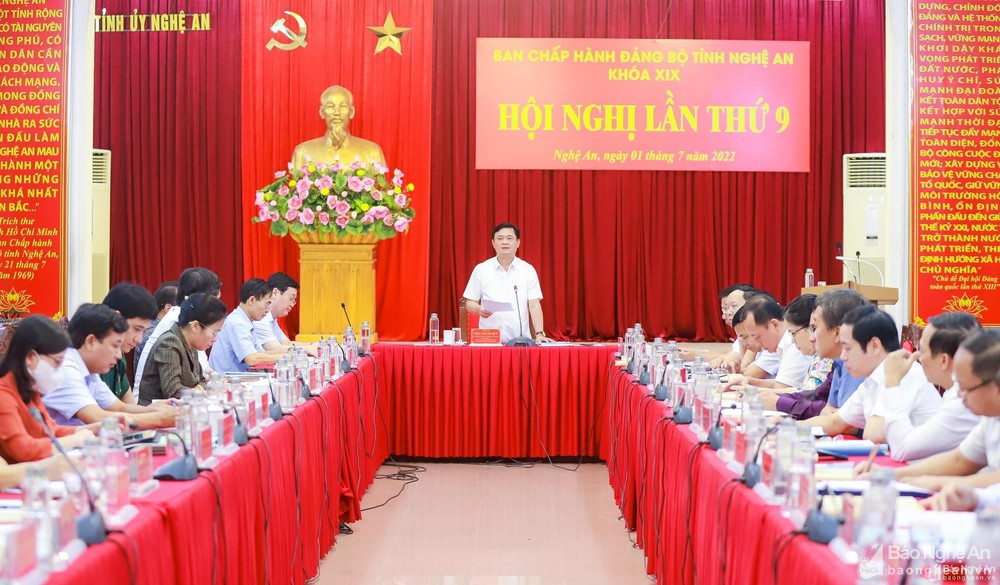 Ban Chấp hành Đảng bộ tỉnh đã thông qua dự thảo Nghị quyết về chuyển đổi số tỉnh Nghệ An đến năm 2025, định hướng đến năm 2030. Ảnh tư liệu: Thành Duy