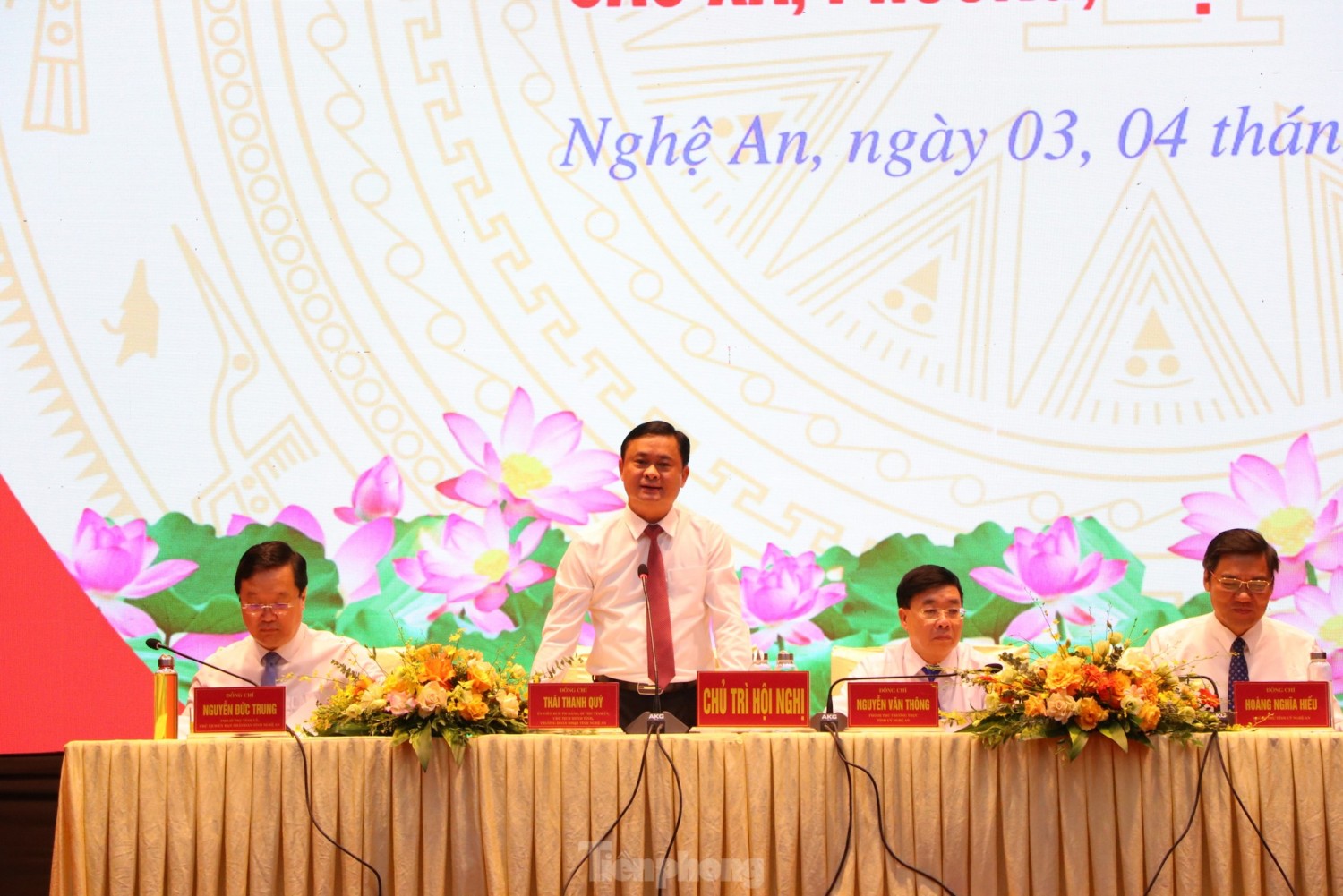 Một số giải pháp cơ bản nhằm pháy huy vai trò lãnh đạo của Đảng ủy cấp xã trong xây dựng nông thôn mới ở Nghệ An hiện nay