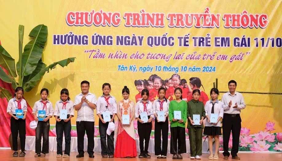 Chung tay vì tương lai trẻ em gái